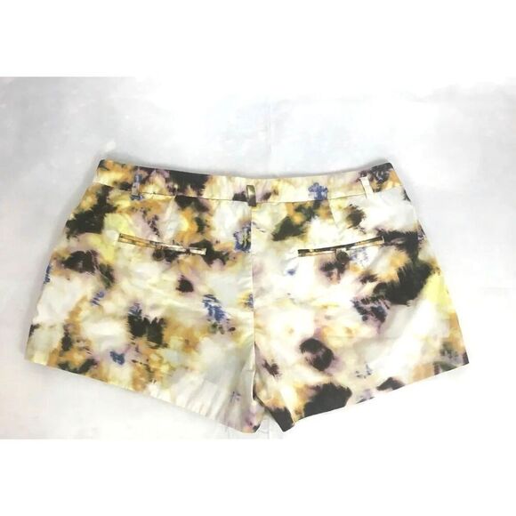 J Crew Watercolor Yellow Abstract Mini Shorts  Size 4 - Picture 2 of 3